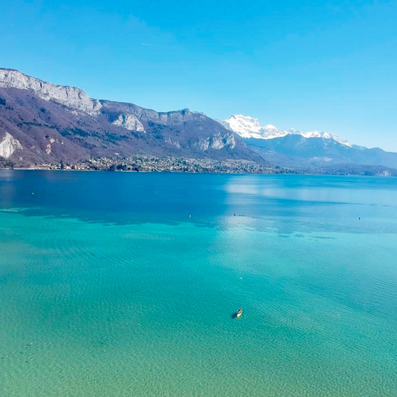 vue du lac depuis Annecy